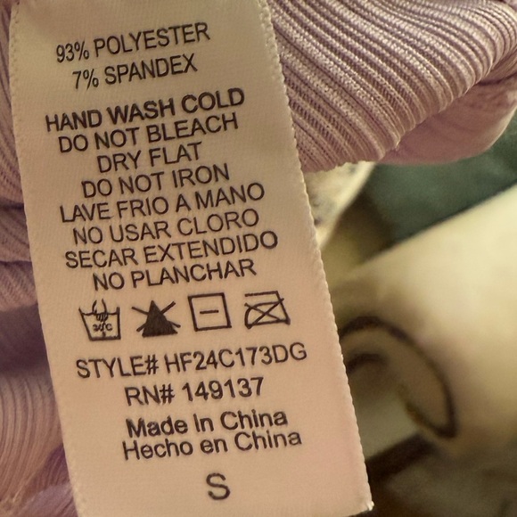 HYFVE Lavender Candy Purple Smocked Peplum Crop Top Puff Sleeve Open Back Size S - Picture 5 of 5